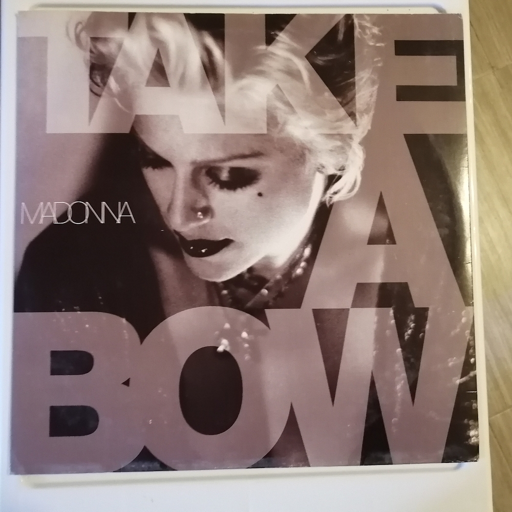 Madonna Take a bow vinyl single 45 rpm